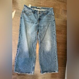 Classic Blue Women's Levi's Jeans